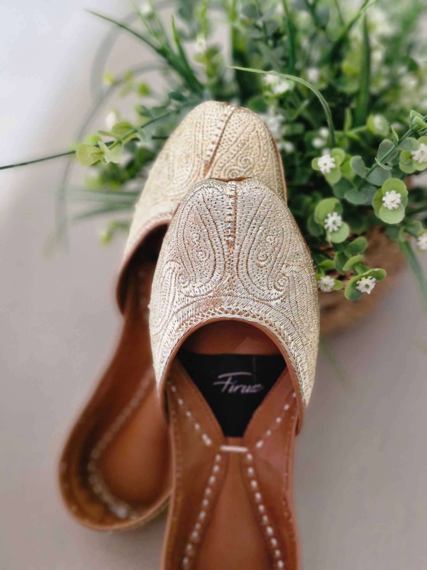 Shahkar Tilla (Golden)