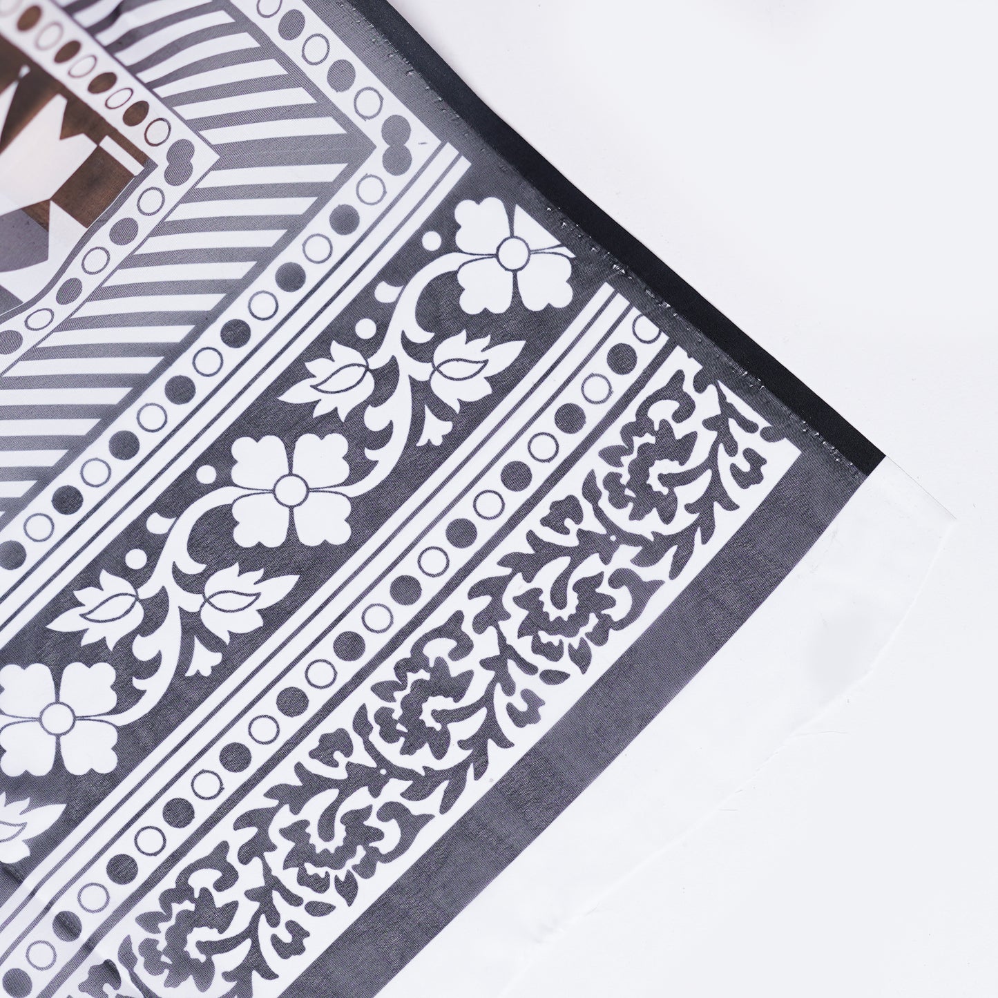 Sable Daisy Dupatta