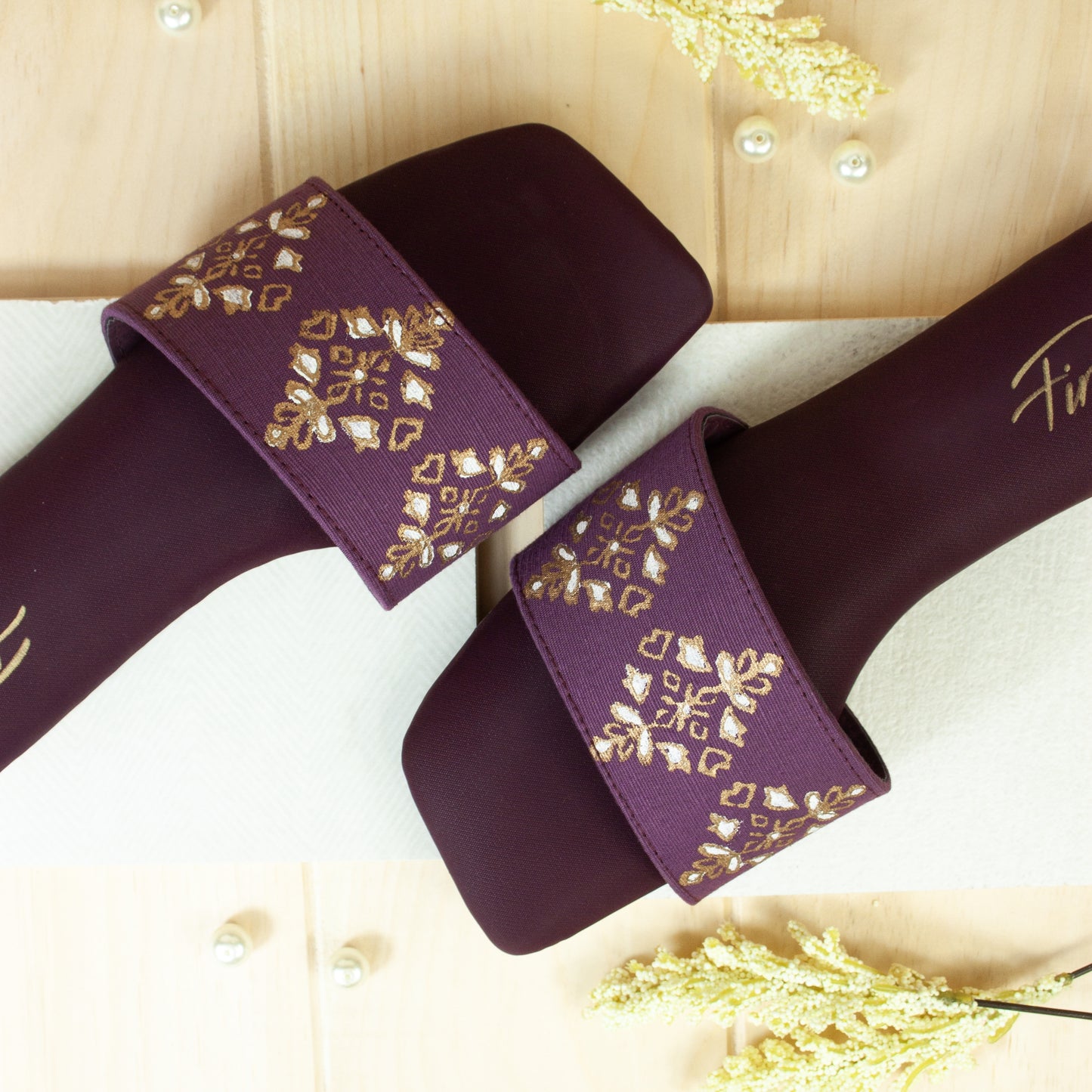 Tishnagi (Dirty Plum)