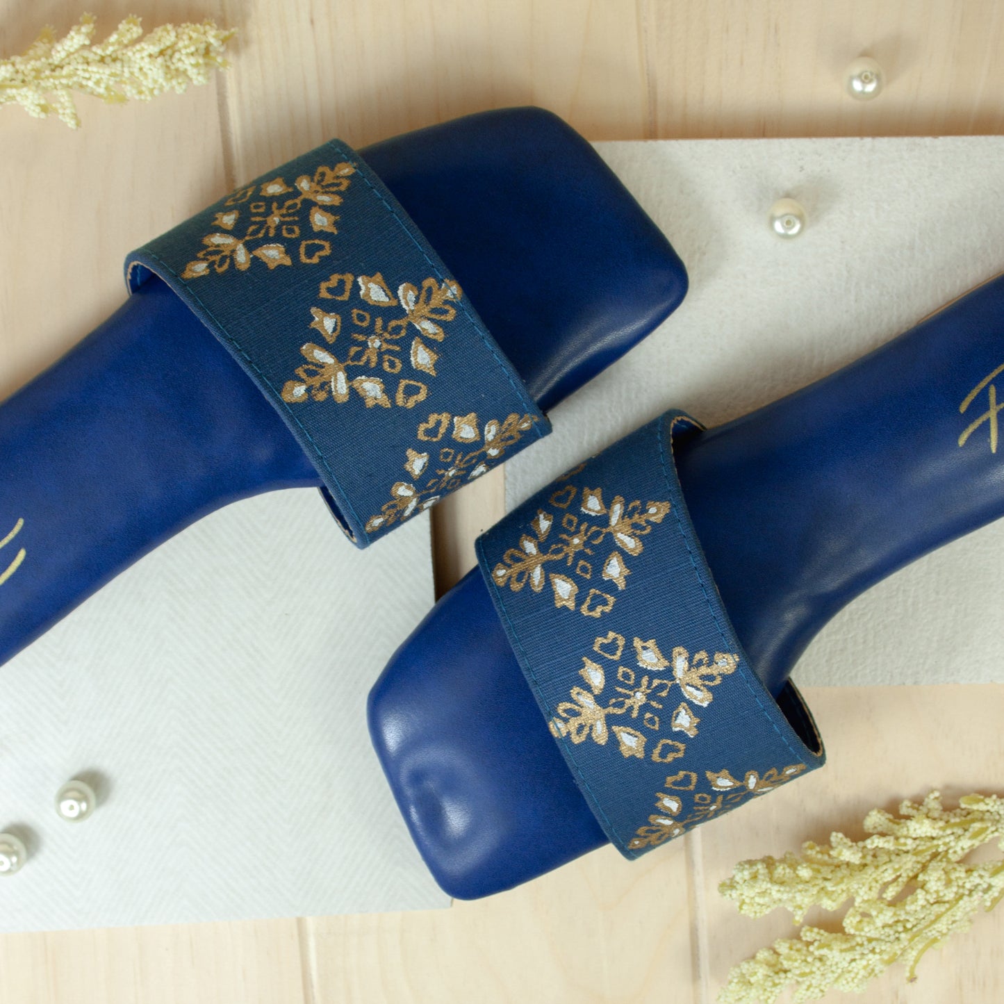 Tishnagi (Blue)