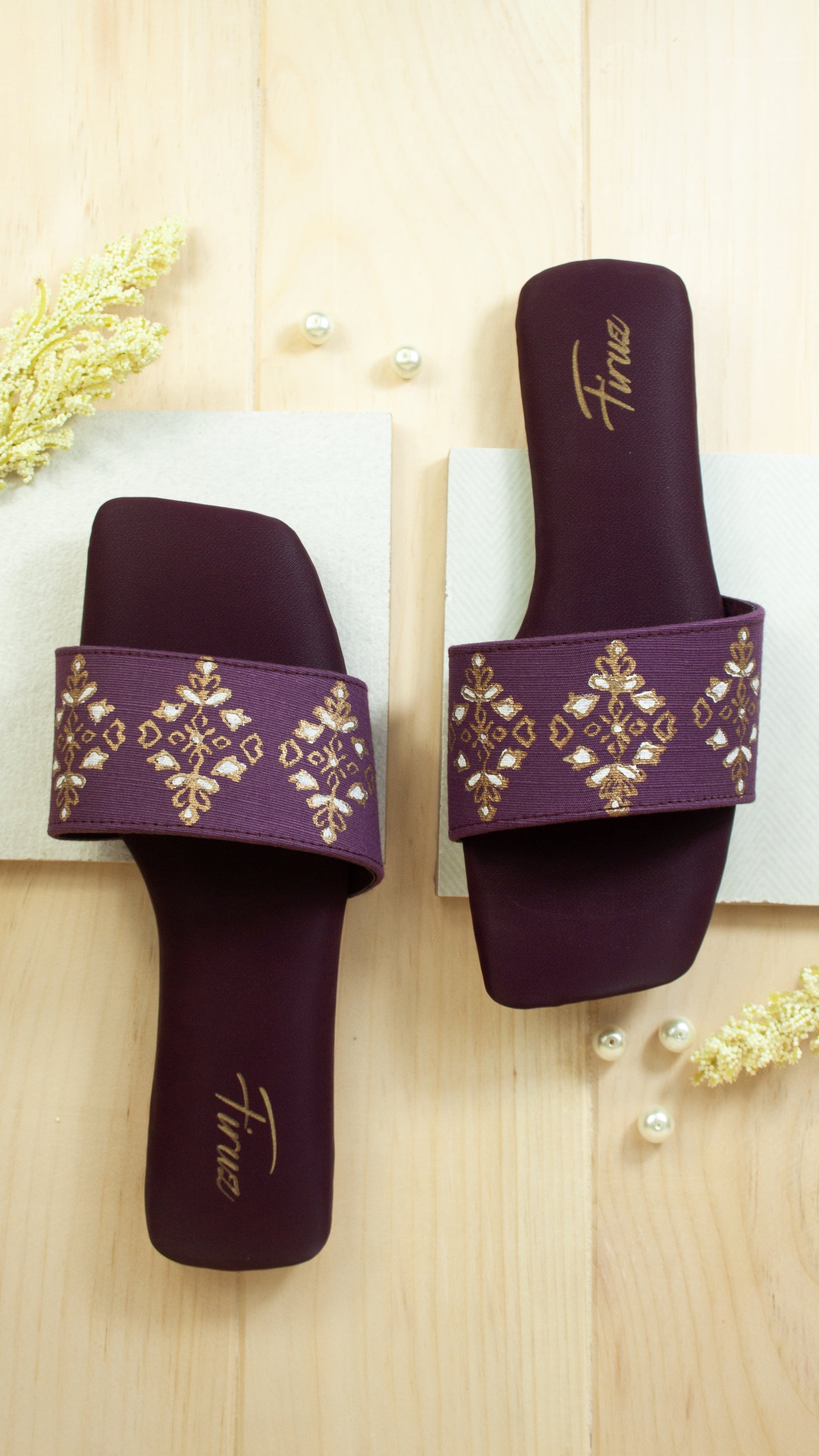 Tishnagi (Dirty Plum)