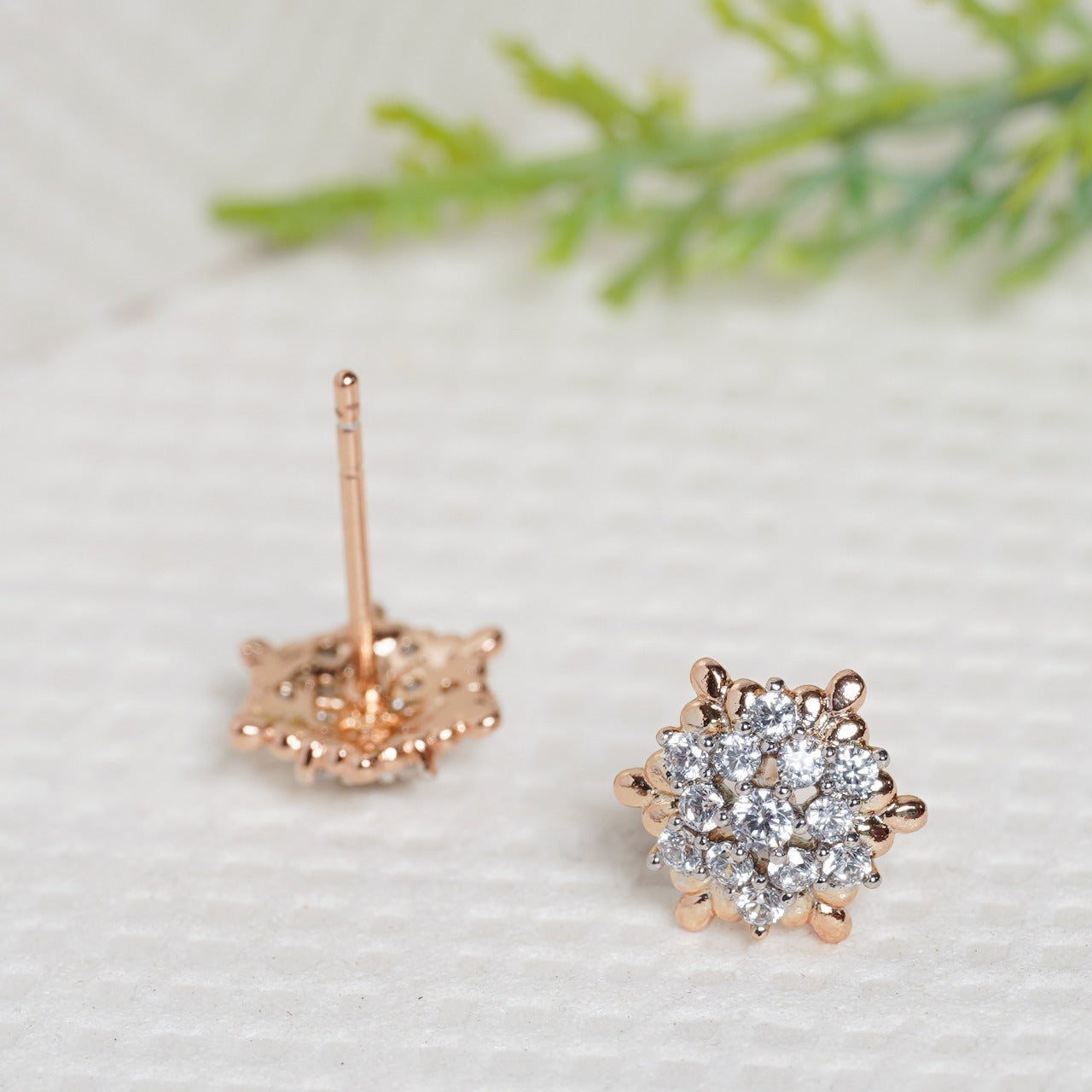SnowFlake Ear Studs