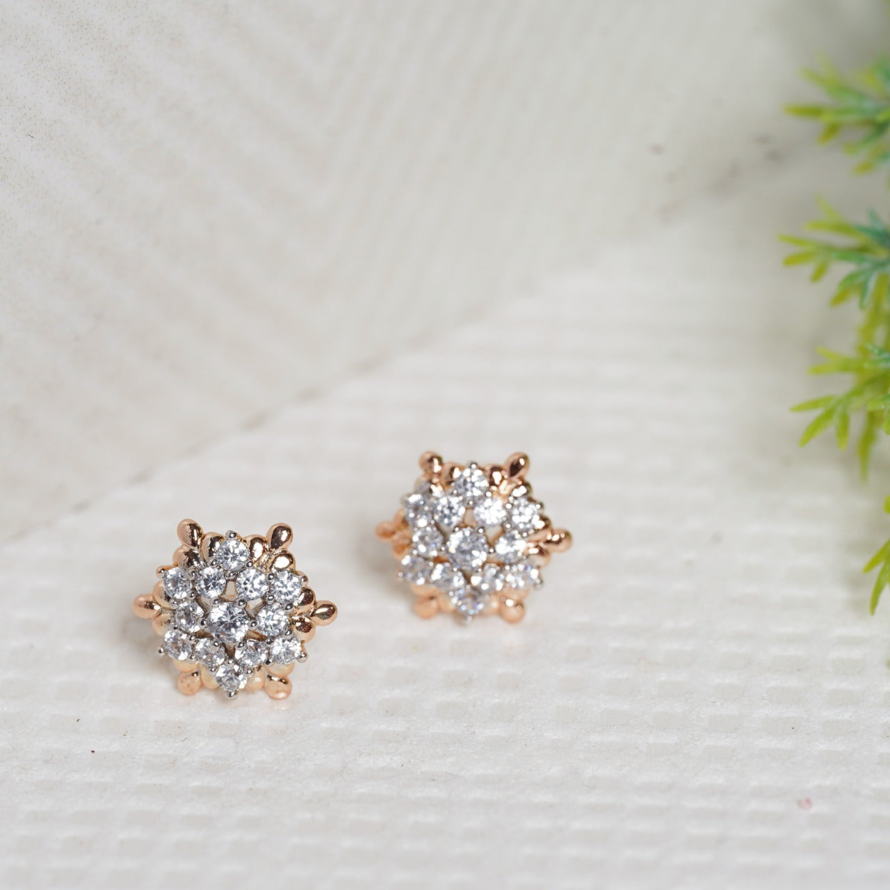 SnowFlake Ear Studs