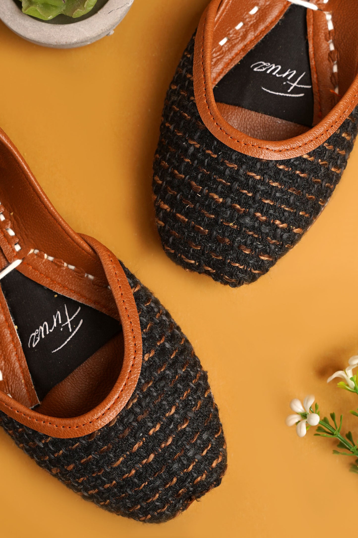 Euphoria (Black Brown)