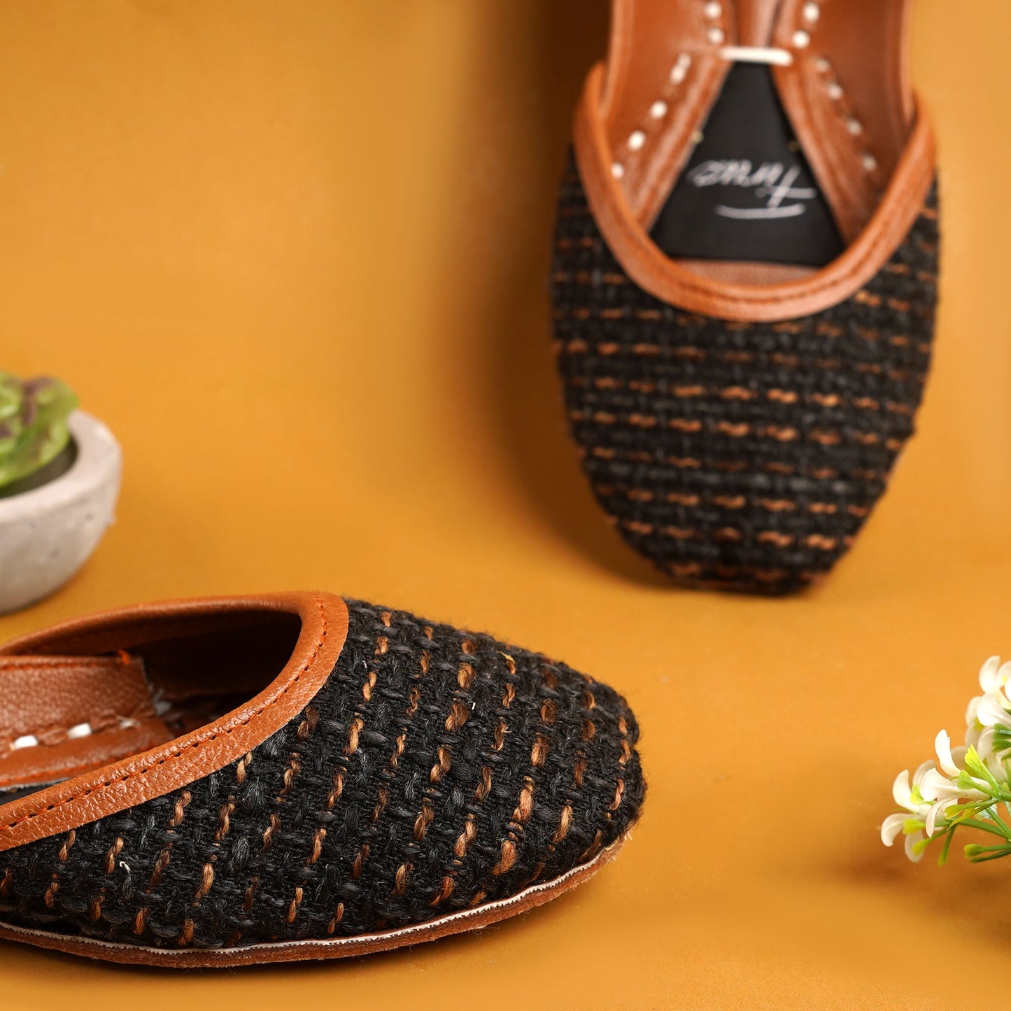 Euphoria (Black Brown)