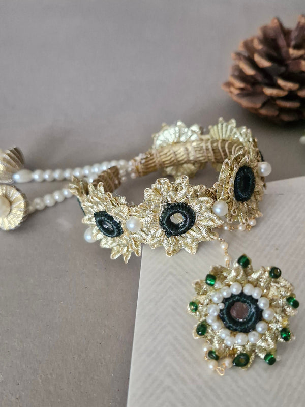 Inkisaar (Bangle with ring) - Green