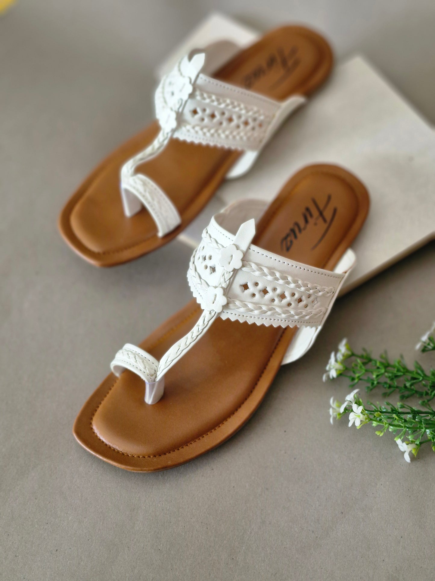 Sadaqat (White)