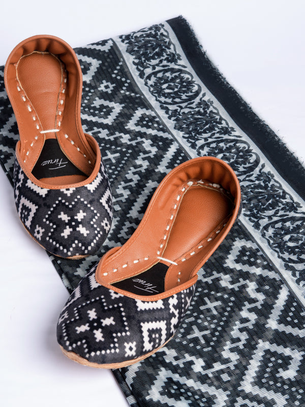 Black Geometric Pattern Duo Set