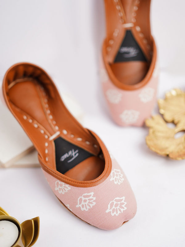 Naaz (Powder Pink)