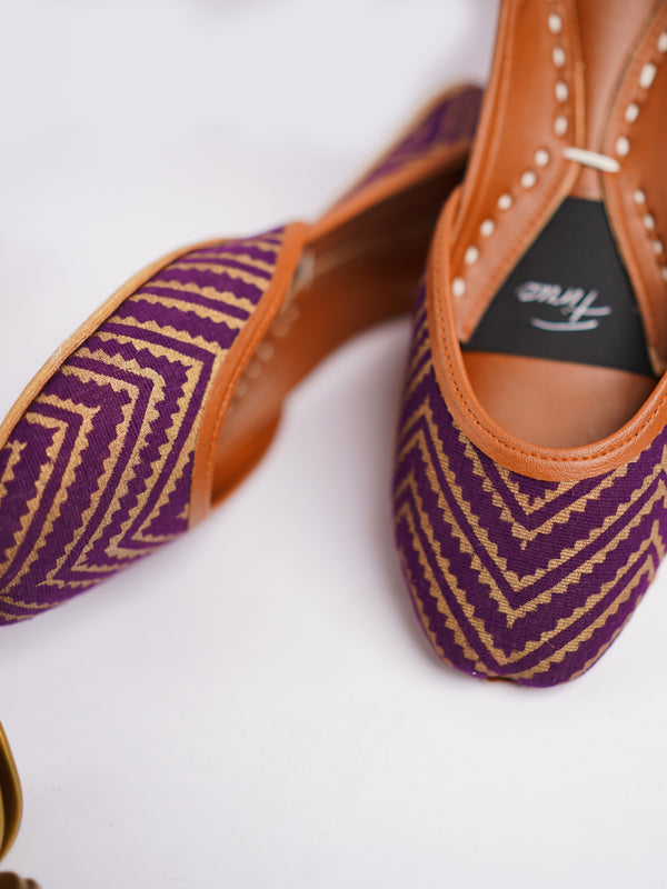 Lyla (Purple)