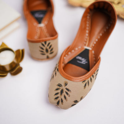 Rahi (Dark Beige)