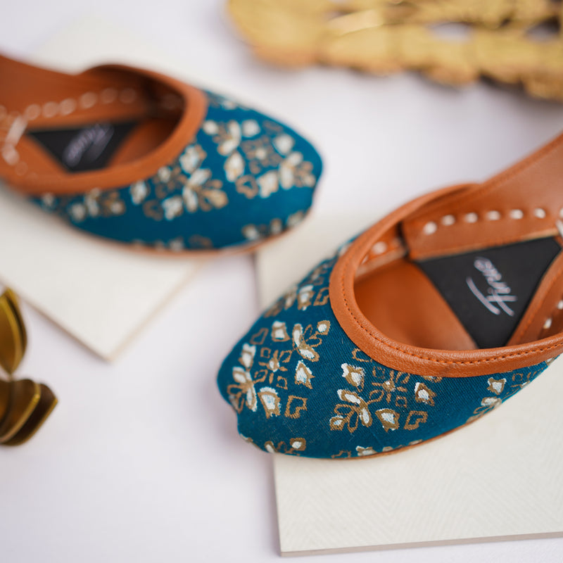 Musarrat (Teal)