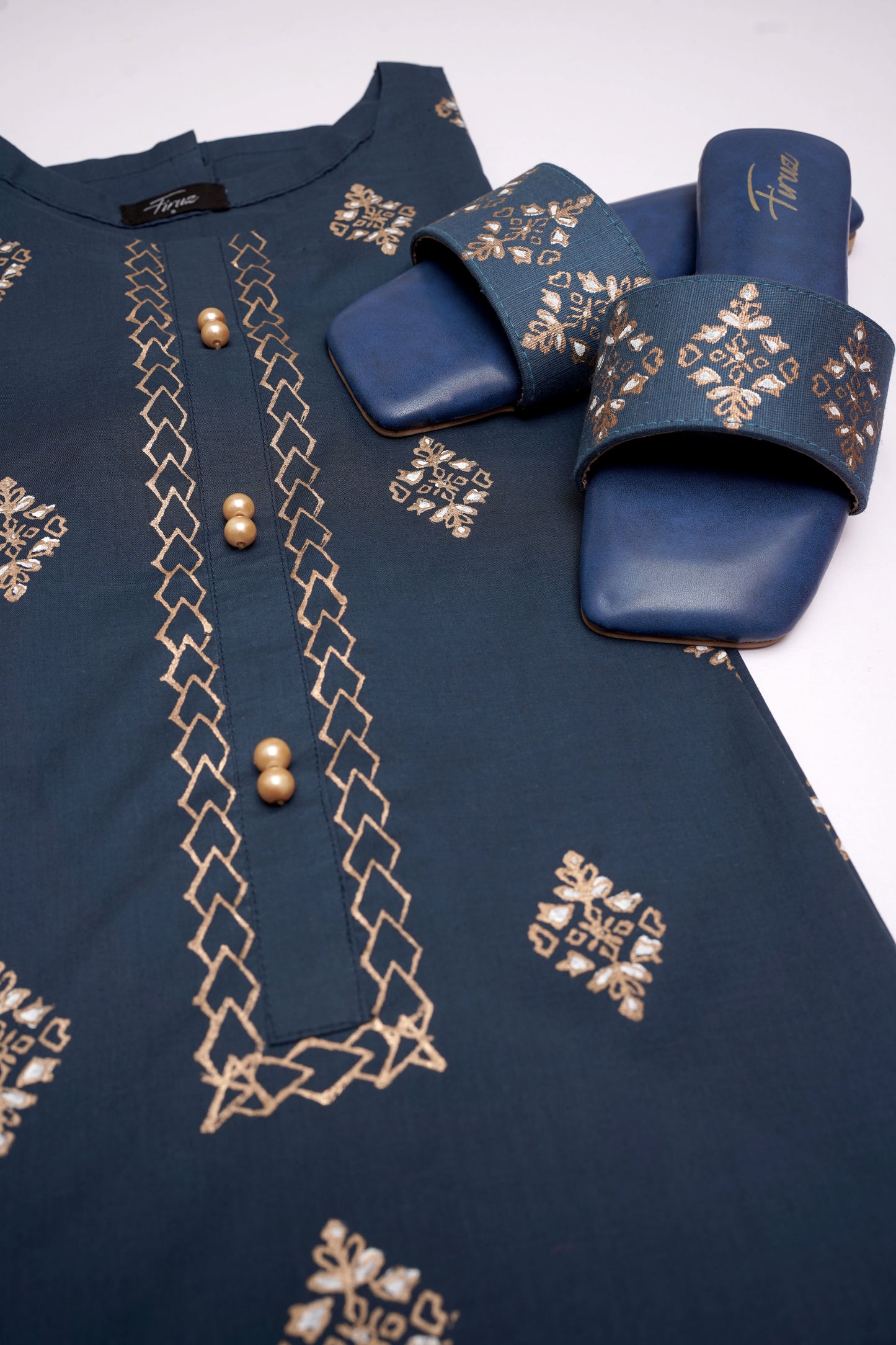 Tishnagi (Stitched Shirt) - Blue