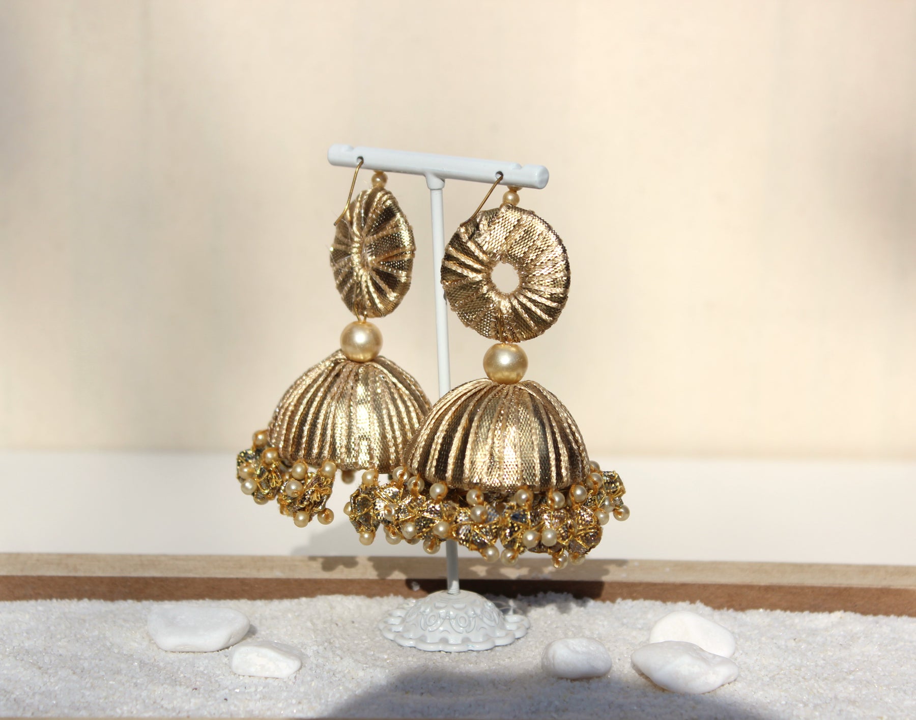 Rabt Earrings (Golden)
