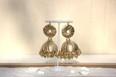 Rabt Earrings (Golden)