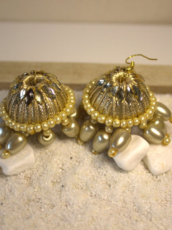 Rifaqaat Earrings (Golden)
