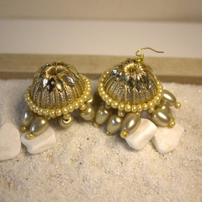 Rifaqaat Earrings (Golden)