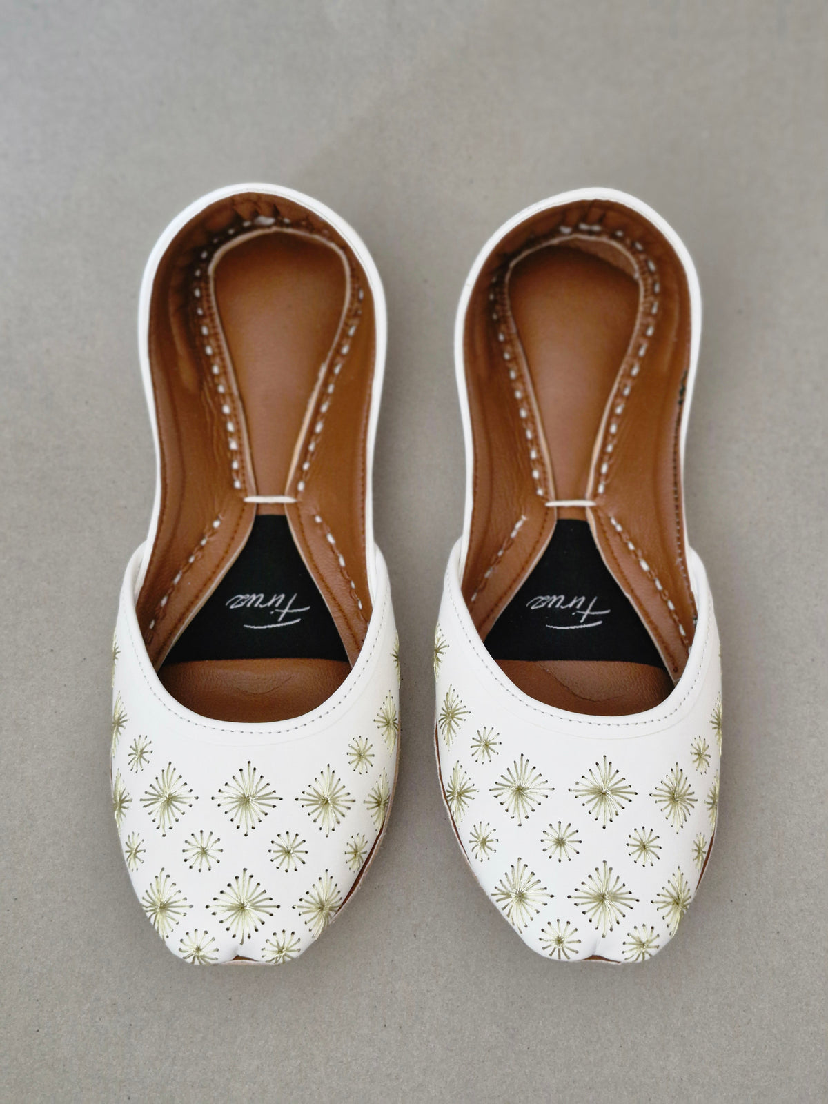 Arsh (White)