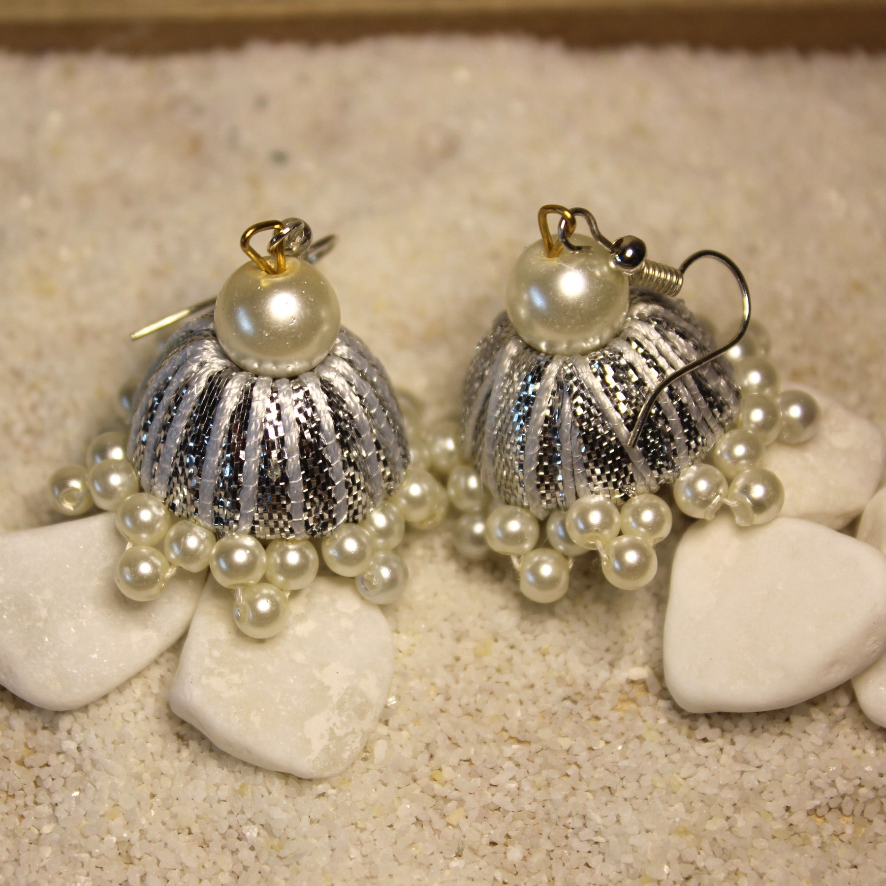 Iztiraar Earrings (Silver)