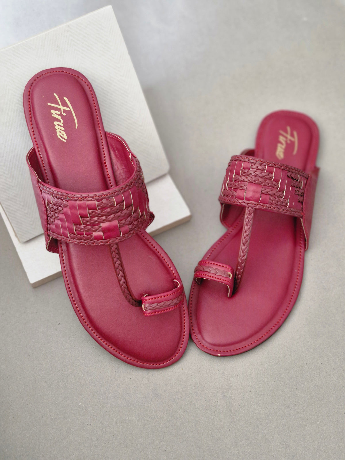 Sila (Red)