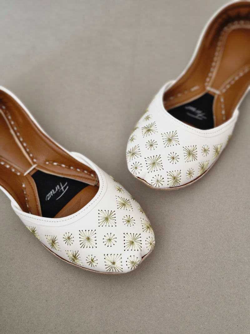 Arsh (White)
