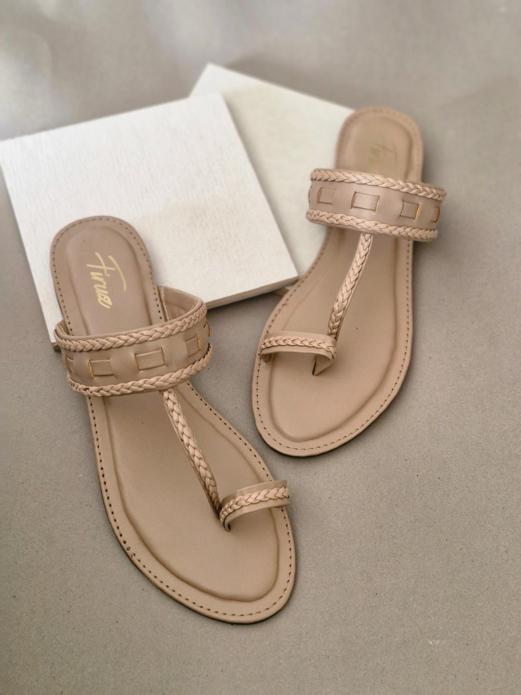 Lihaz (Beige)
