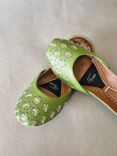 Ehsaas (Mehndi Green)