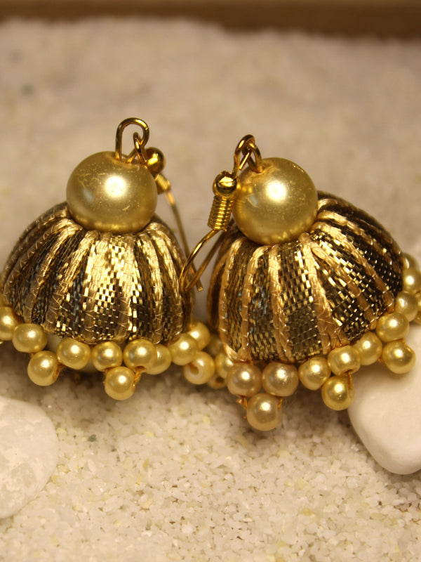 Iztiraar Earrings (Golden)