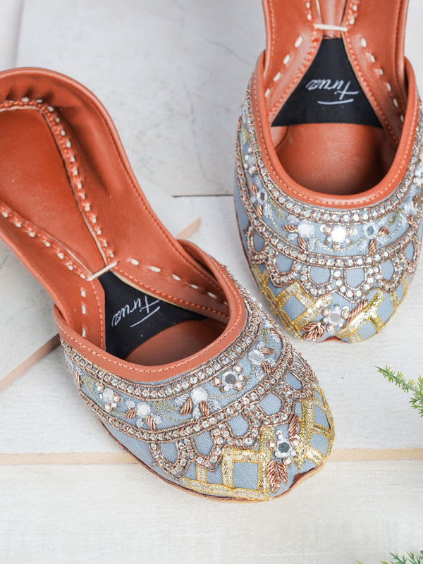 Zeenat - POWDER BLUE